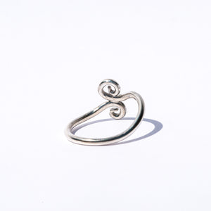 dainty spiral silver ring